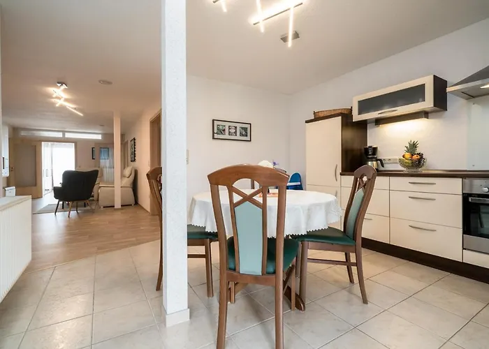 شقة Mit Gartenblick *